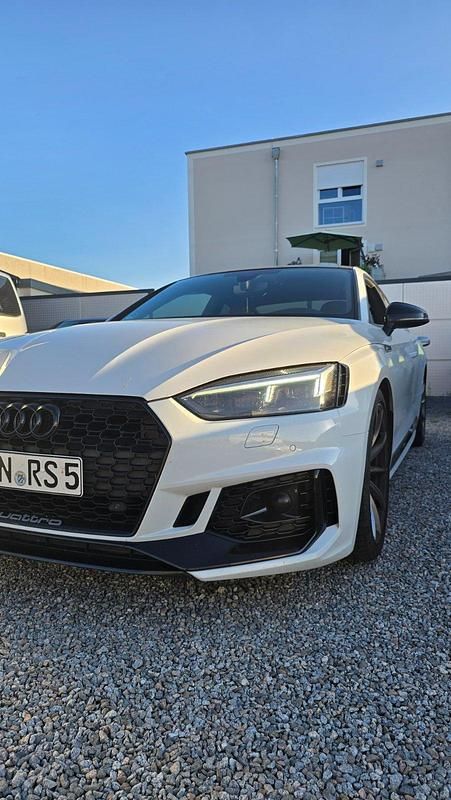 Weiß Gebraucht 2017 Audi RS5 Coupé | 38.000 € (Teuer) - Bild 1/4