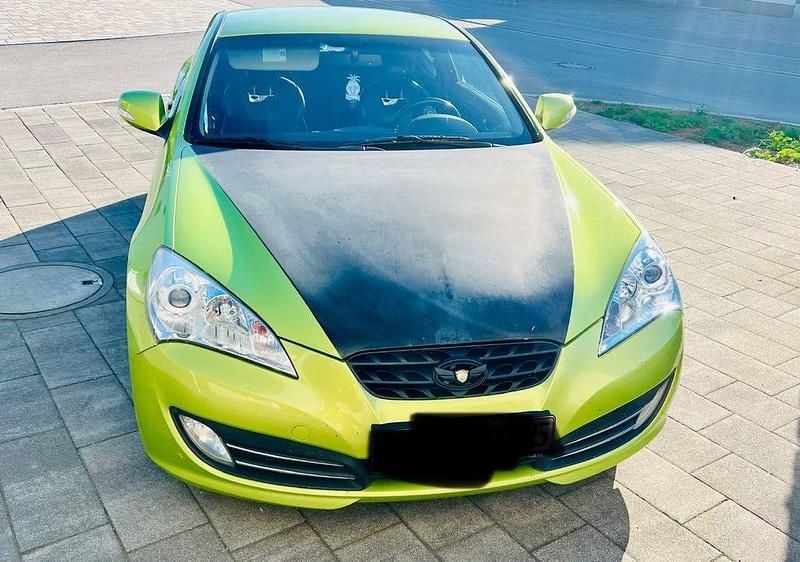 Grün Gebraucht 2011 Hyundai Genesis Coupé | 9.900 € (Superpreis) - Bild 1/4