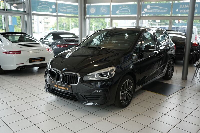 Schwarz Gebraucht 2020 BMW 225 Active Tourer Sport Line Van / Kleinbus | 19.500 € (Fairer Preis) - Bild 1/4