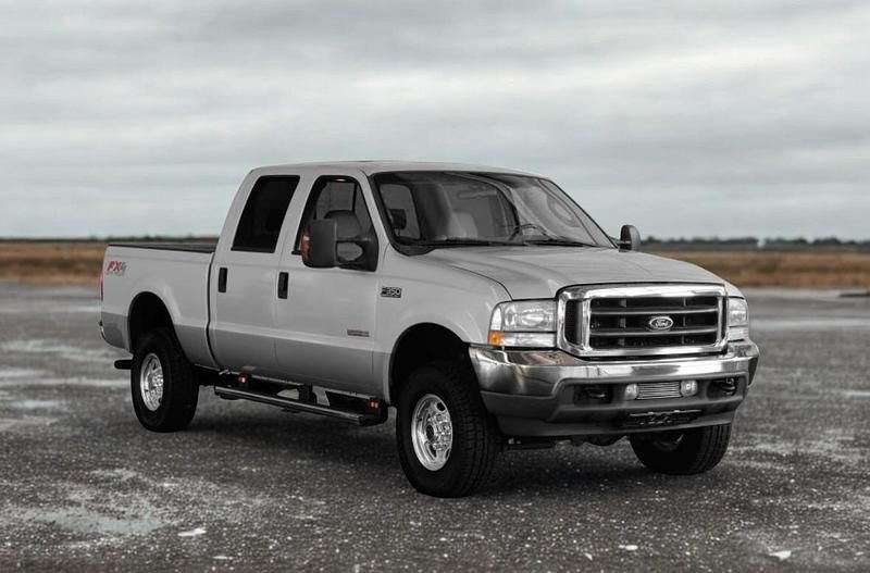 Silber Gebraucht 2004 Ford V8 Lariat SUV | 19.800 € - Bild 1/4