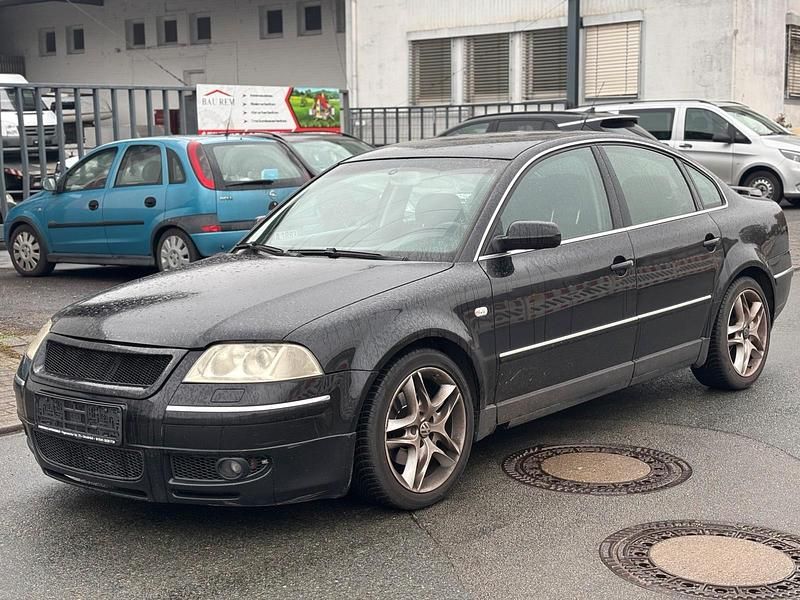 Schwarz Gebraucht 2003 VW Passat Limousine | 990 € (Superpreis) - Bild 1/4