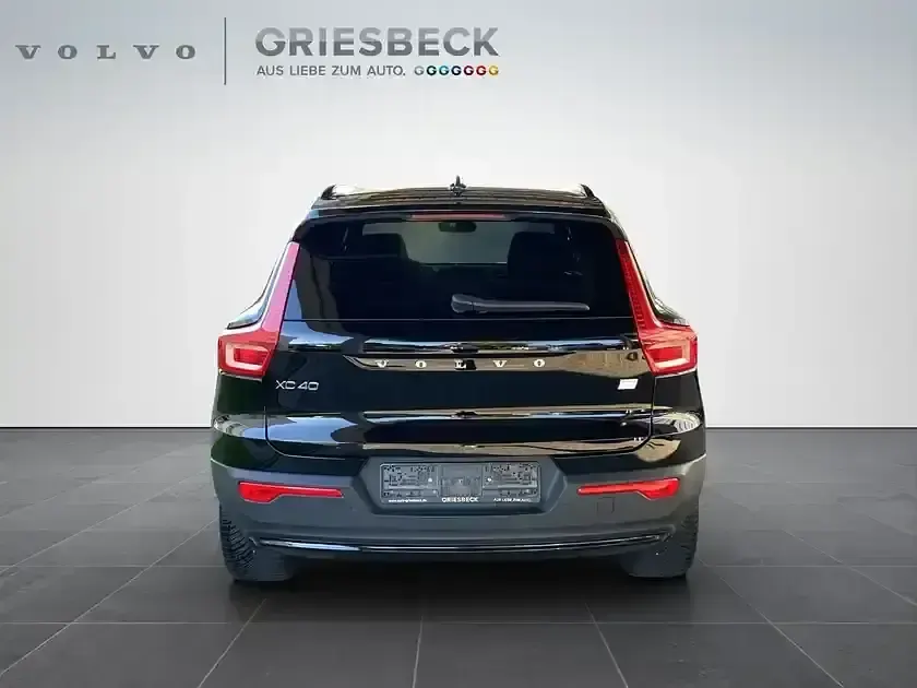 Gebraucht Volvo C40 169 kW (231 PS) 2023 Schwarz SUV