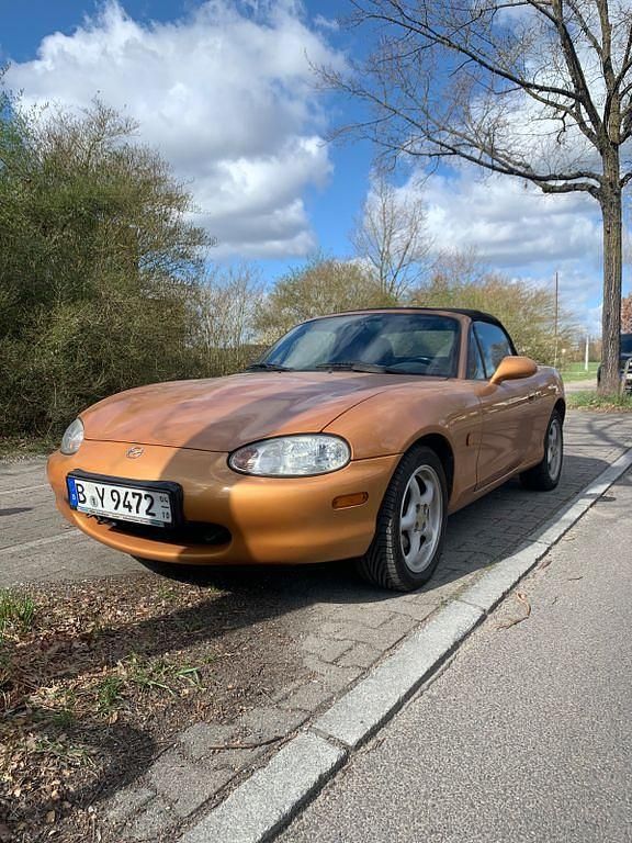 Gebraucht Mazda MX5 140 PS (102 kW) 1998 Gold Cabrio