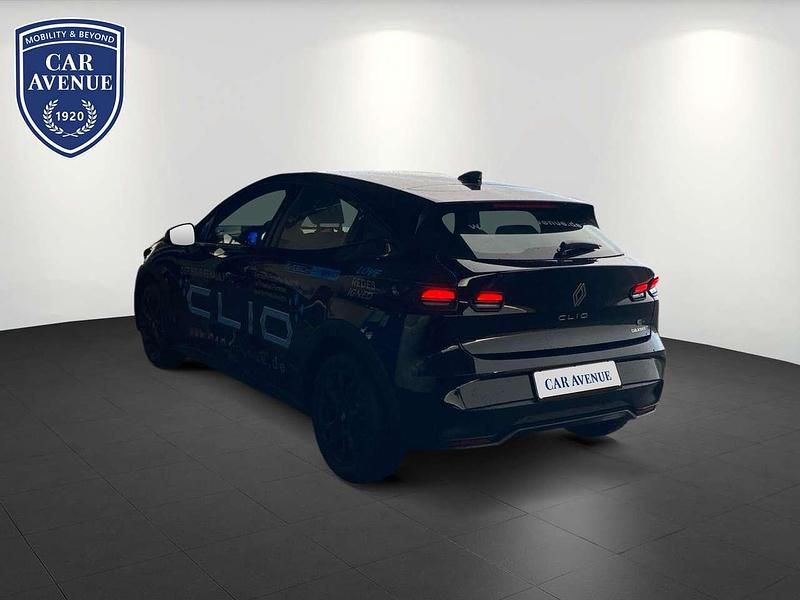 Neu Renault Clio V Evolution 109 PS (80 kW) 2026 Black pearlschwarz metallic Limousine