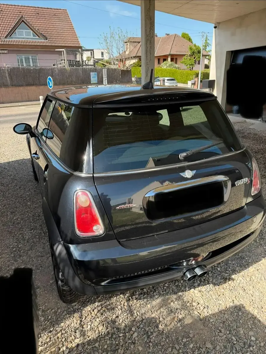 Usata Mini John Cooper Works 211 CV (155 kW) 2006 Nero Utilitaria