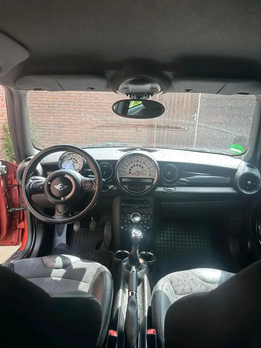 Gebraucht Mini Cooper 122 PS (89 kW) 2010 Orange Kleinwagen