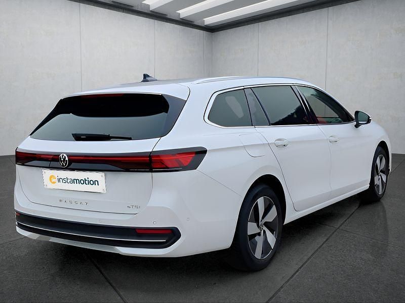 Second-hand VW Passat 150 CP (110 kW) 2025 Alb Break