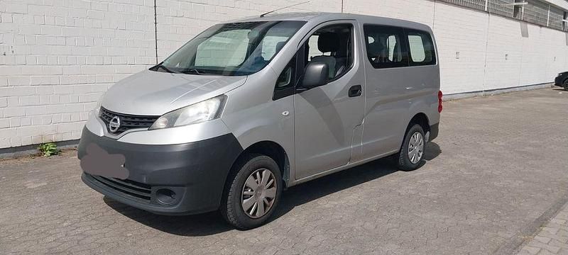 Silber Gebraucht 2012 Nissan NV200 Van | 2.999 € (Fairer Preis) - Bild 1/4