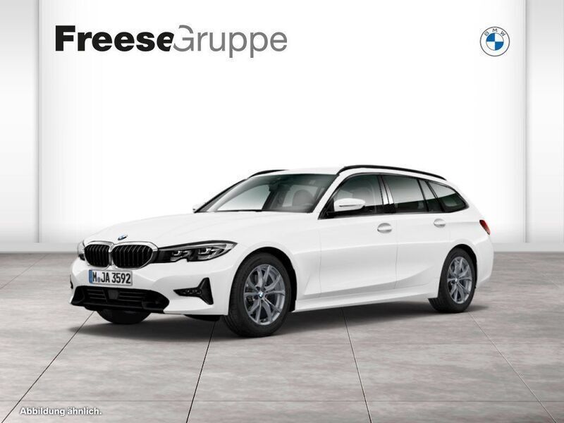 Weiß Gebraucht 2020 BMW 320 Sport Line Kombi | 26.790 € - Bild 1/4