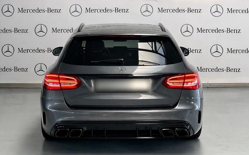 Gebraucht Mercedes C300 245 PS (180 kW) 2017 Grau Kombi