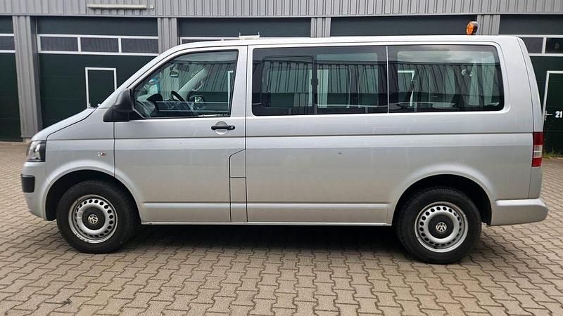 Gebraucht VW Transporter 140 PS (102 kW) 2010 Silber Van