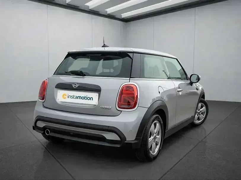 Gebraucht Mini Cooper 136 PS (100 kW) 2023 Silber Kleinwagen