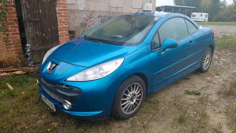 Blau Gebraucht 2008 Peugeot 207 CC Platinum Cabrio | 3.290 € (Guter Preis) - Bild 1/4