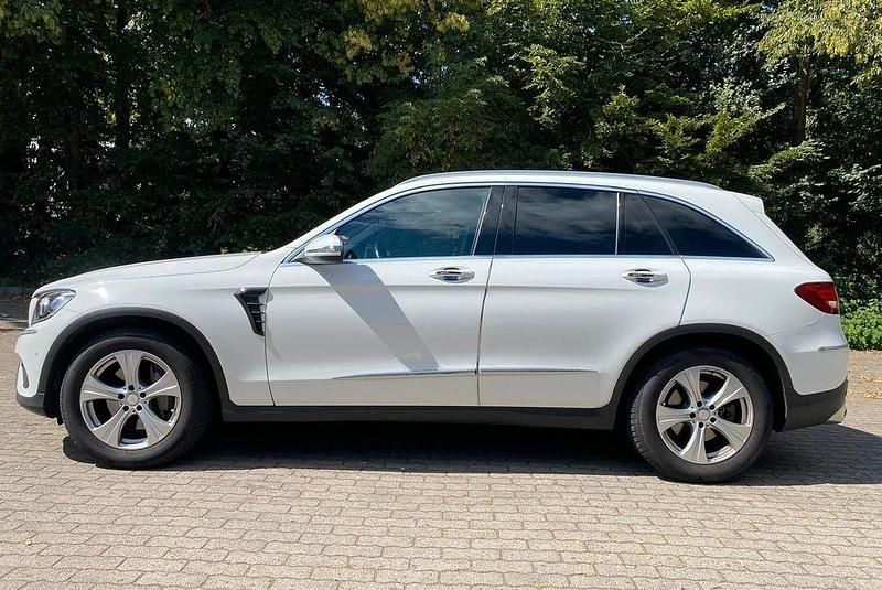 Gebraucht Mercedes GLC220 170 PS (125 kW) 2016 Weiß SUV