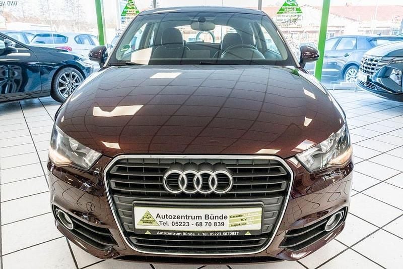 Gebraucht Audi A1 Ambition 86 PS (63 kW) 2013 Violet Kleinwagen