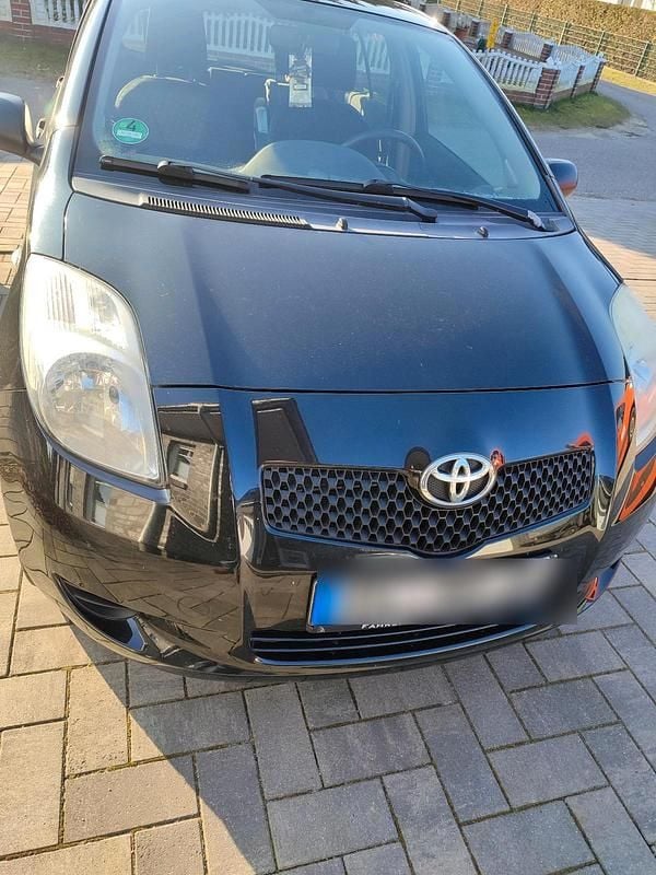 Schwarz Gebraucht 2008 Toyota Yaris Kleinwagen | 3.000 € (Fairer Preis) - Bild 1/4