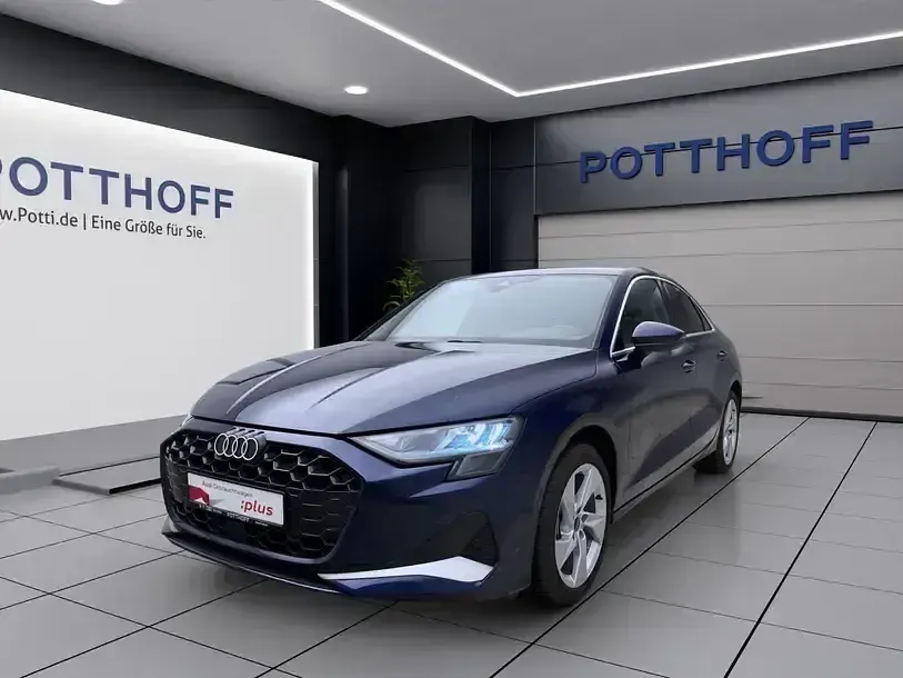 Gebraucht Audi A3 Advanced Plus 150 PS (110 kW) 2025 Navarrablau metallic Limousine