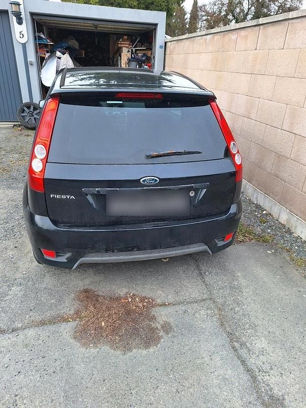 Gebraucht Ford Fiesta 80 PS (58 kW) 2008 Schwarz Kleinwagen