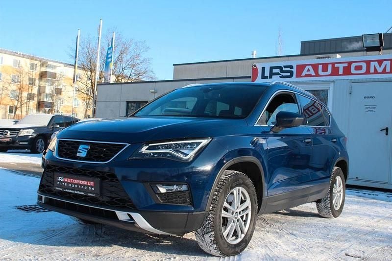 Blau Gebraucht 2017 Seat Ateca XCELLENCE SUV | 12.990 € (Fairer Preis) - Bild 1/4