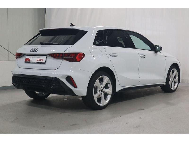 Gebraucht Audi A3 S-Line 116 PS (85 kW) 2025 Weiß Limousine