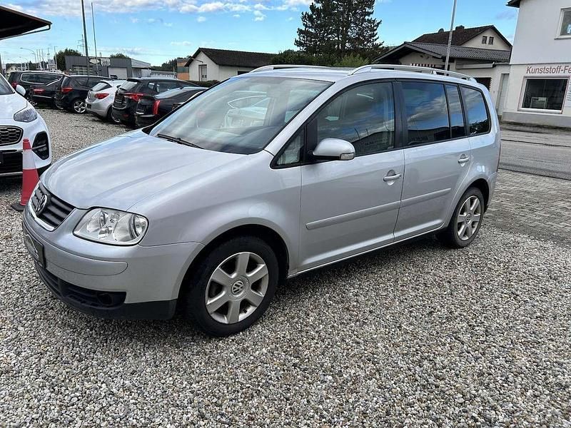 Reflexsilber metallic Gebraucht 2004 VW Touran Highline Van / Kleinbus | 2.000 € (Guter Preis) - Bild 1/4