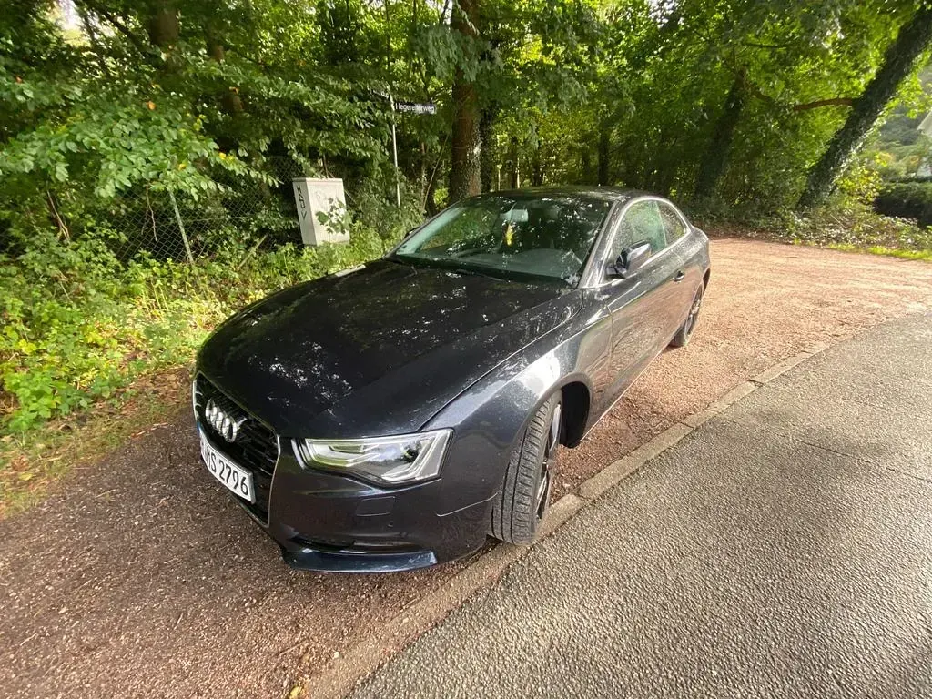 Gebraucht Audi A5 Design 177 PS (130 kW) 2015 Blau Coupé
