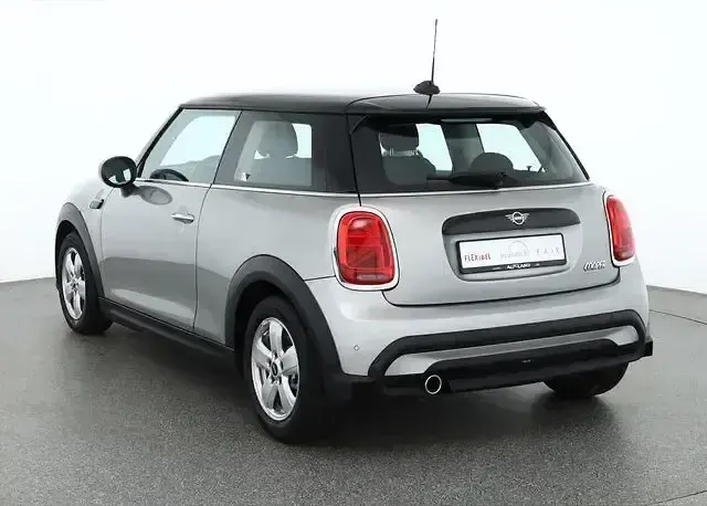 Gebraucht Mini Cooper Essential 136 PS (100 kW) 2023 Grau Kleinwagen
