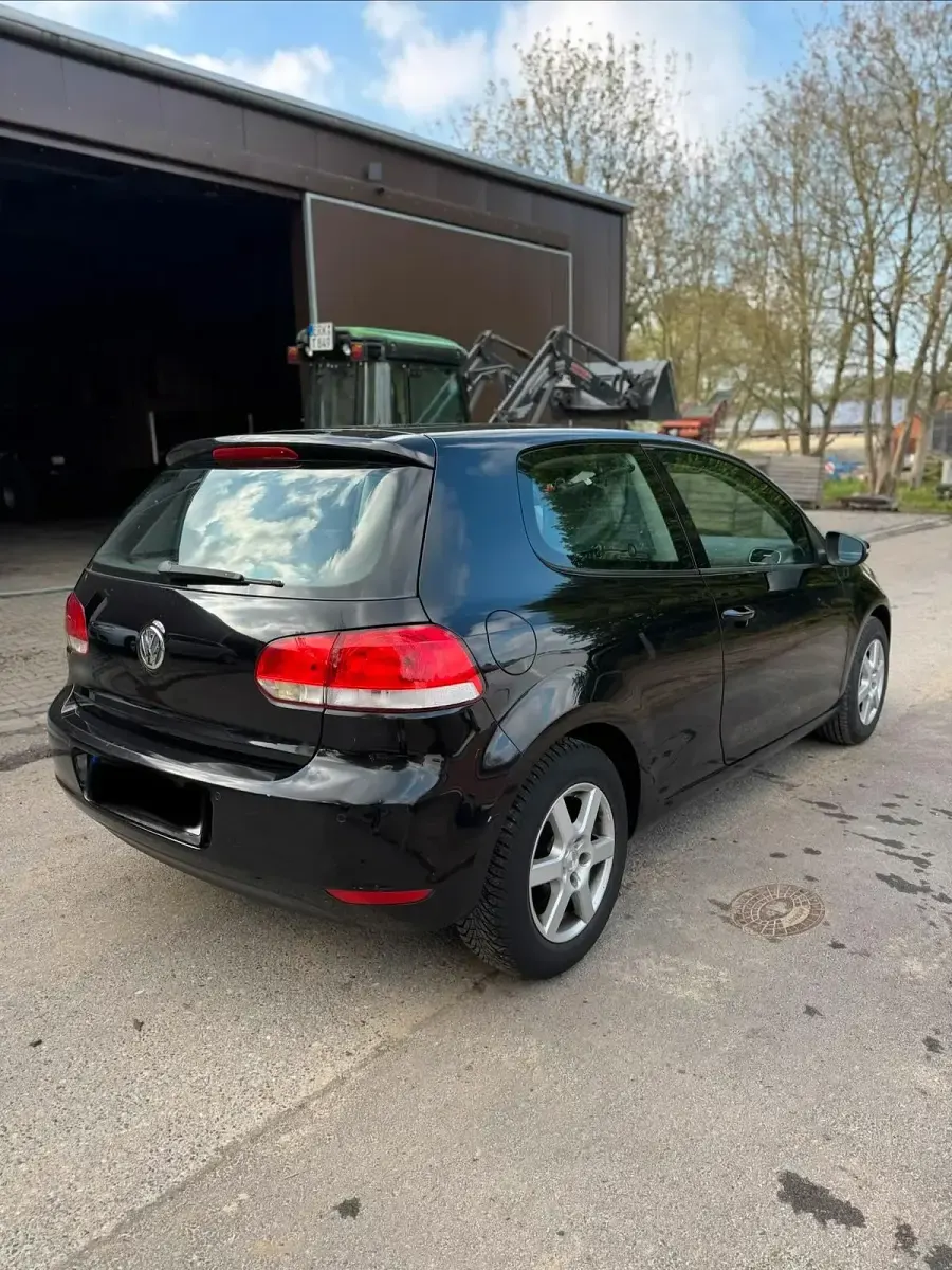 Usata VW Golf VI 80 CV (58 kW) 2009 Nero Utilitaria