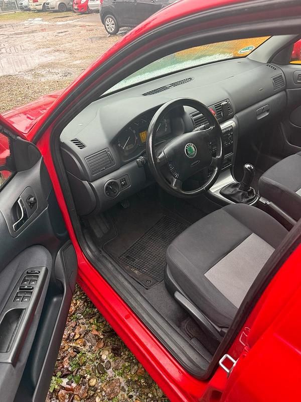 Brugt Skoda Octavia 116 HK (85 kW) 2003 Rød Stationcar