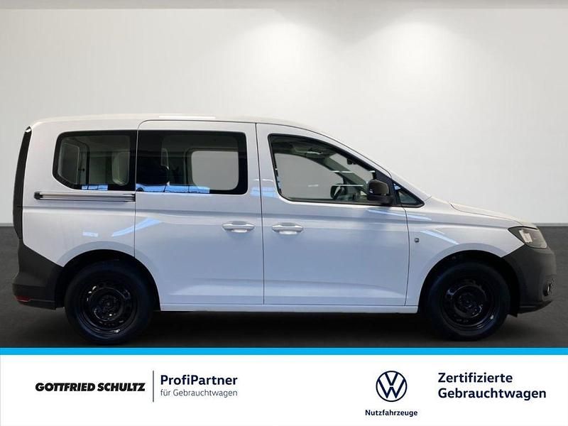 Second-hand VW Caddy Basis 122 CP (89 kW) 2023 Alb Monovolum