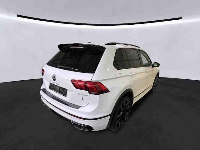 Gebraucht VW Tiguan Style 245 PS (180 kW) 2022 Oryxwhite perlmutteffekt SUV