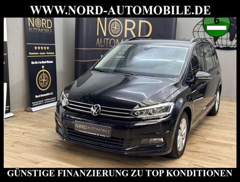 Schwarz Gebraucht 2022 VW Touran Comfortline Van / Kleinbus | 23.990 € (Guter Preis) - Bild 1/3