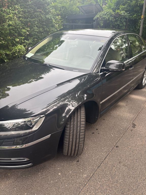 Beige Gebraucht 2015 VW Phaeton Limousine | 10.750 € (Superpreis) - Bild 1/4