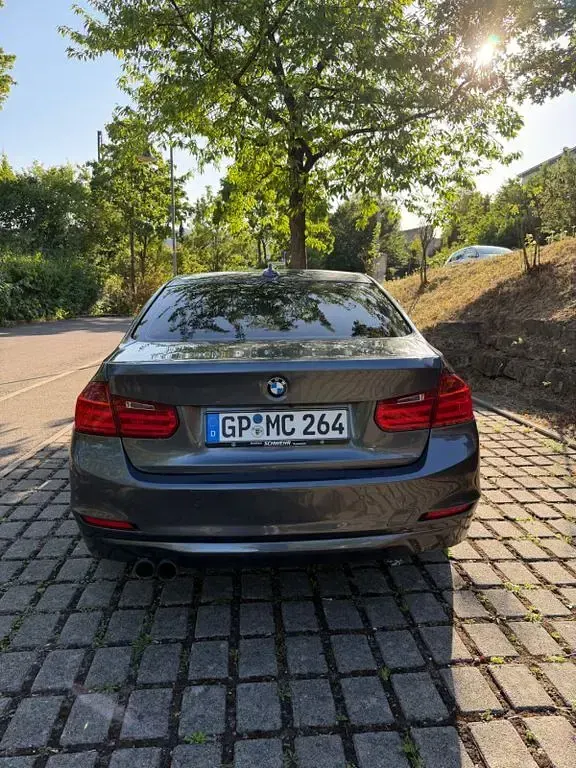 Gebraucht BMW 328 245 PS (180 kW) 2013 Grau Limousine
