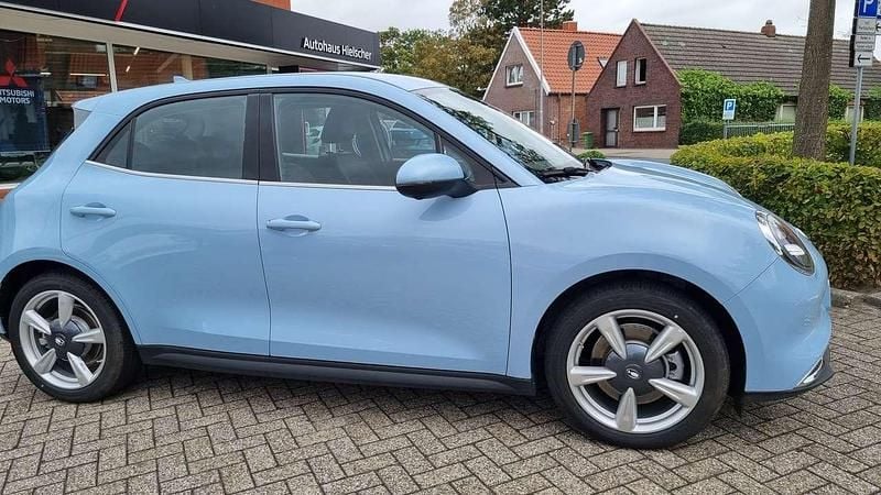 Usata Ora 03 125 kW (171 CV) 2024 Blu Utilitaria