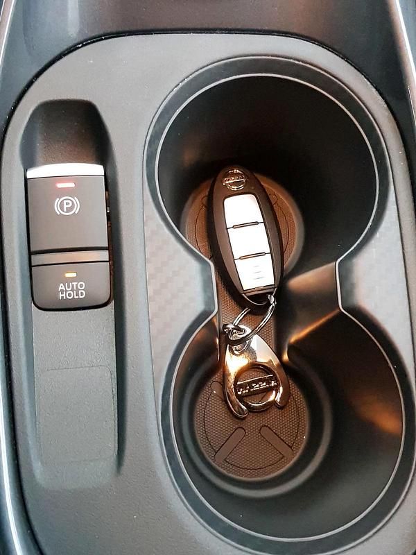 Gebraucht Nissan Juke Enigma 117 PS (86 kW) 2021 Schwarz SUV