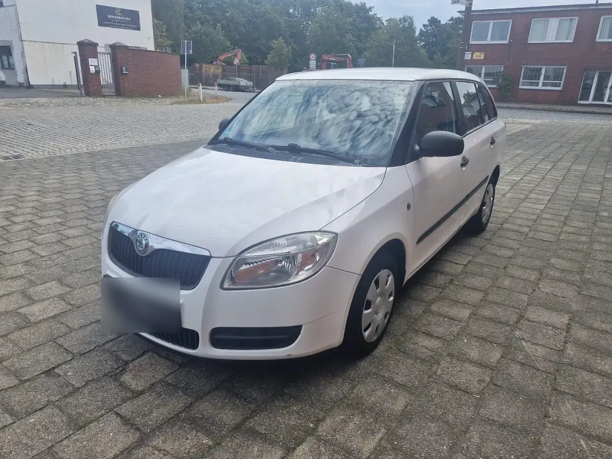 Gebraucht Skoda Fabia 60 PS (44 kW) 2010 Weiß Kombi