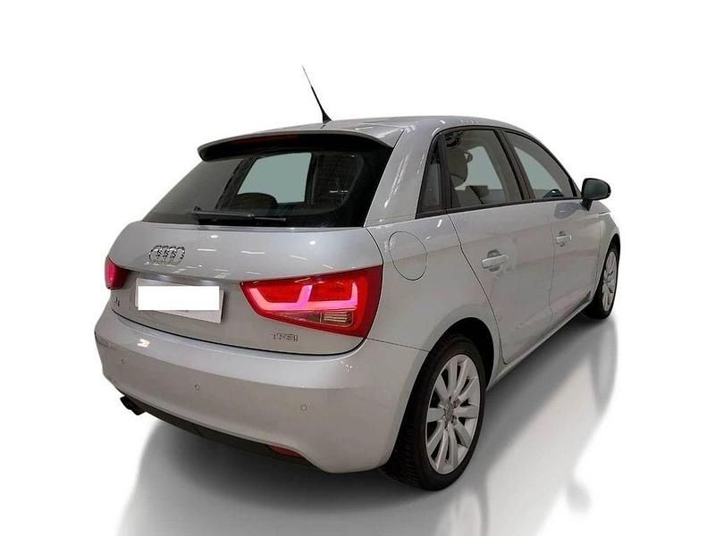 Gebraucht Audi A1 Sportback Ambiente 122 PS (89 kW) 2013 Silber Kleinwagen