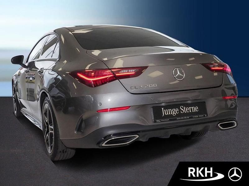 Gebraucht Mercedes CLA200 AMG line 163 PS (119 kW) 2025 Grau Coupé