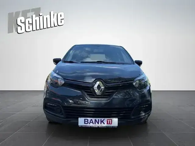 Używany Renault Captur Life 99 KM (72 kW) 2015 Szary SUV