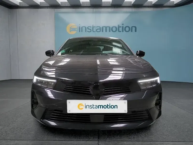 Gebraucht Opel Astra 131 PS (96 kW) 2025 Schwarz Kleinwagen