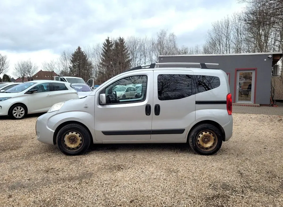 Gebraucht Fiat Qubo My Qubo 75 PS (55 kW) 2015 Colore esterno (maestro grau) Van / Kleinbus