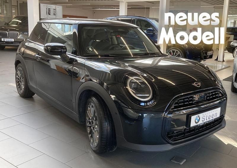 Usata Mini Cooper Classic 156 CV (114 kW) 2024 Nero Utilitaria