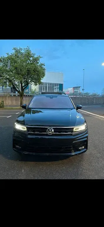 Gebraucht VW Tiguan Style 239 PS (175 kW) 2020 Schwarz SUV
