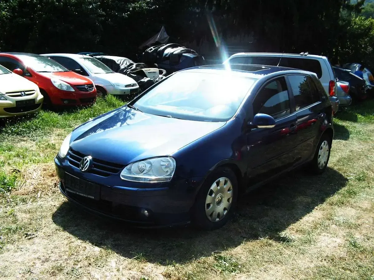 Gebraucht VW Golf VI 140 PS (102 kW) 2008 Blau metallic Kleinwagen