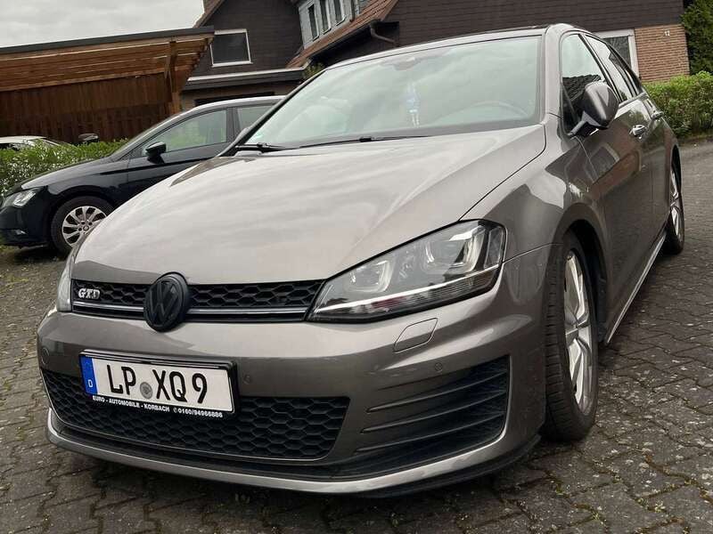 Limestone grey metallic Gebraucht 2016 VW Golf VII GTD Kleinwagen | 15.900 € (Fairer Preis) - Bild 1/4