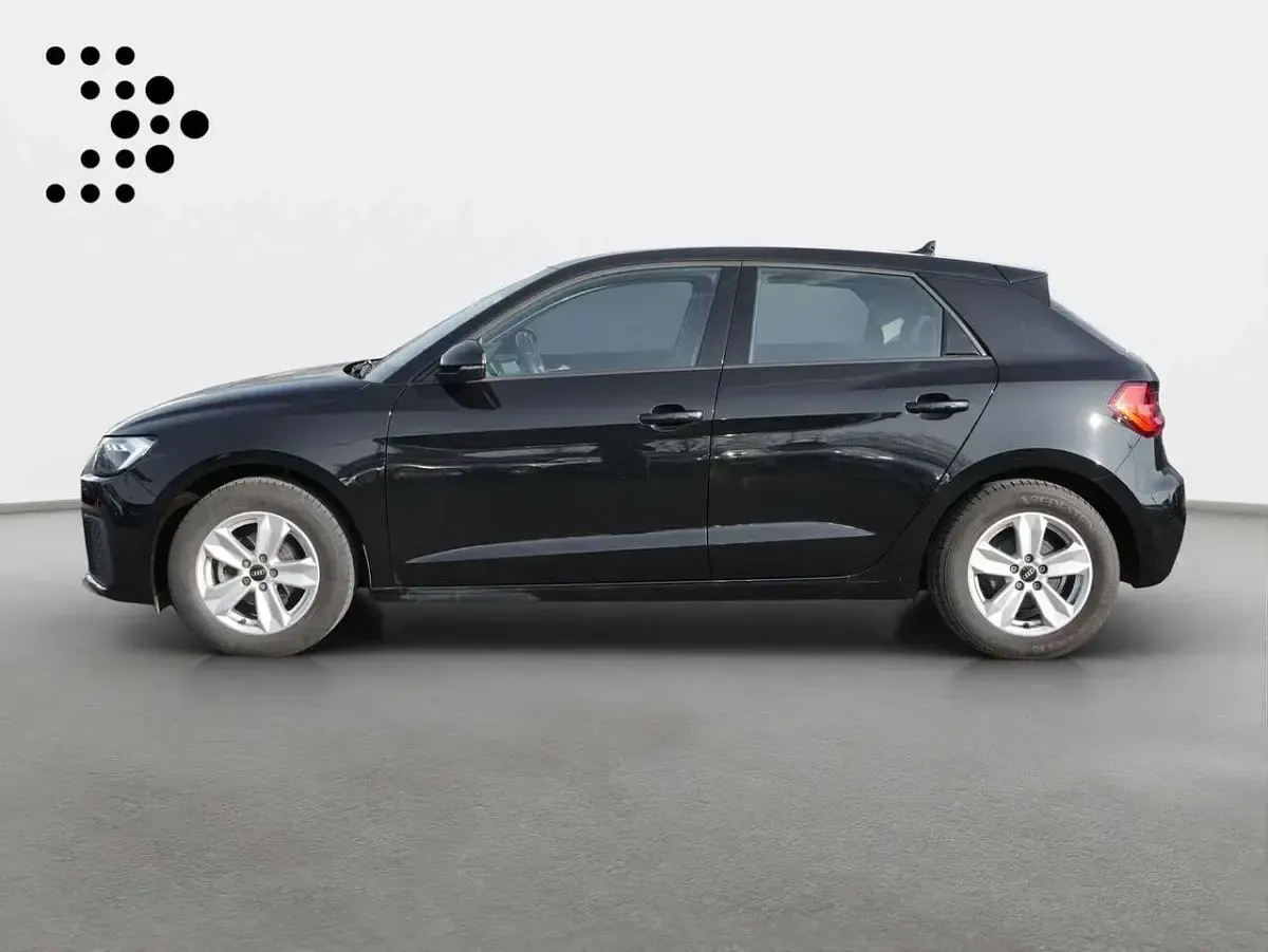 Gebraucht Audi A1 95 PS (69 kW) 2023 Mythosschwarz metallic SUV