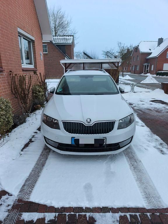 Gebraucht Skoda Octavia Style 150 PS (110 kW) 2016 Weiß Kleinwagen