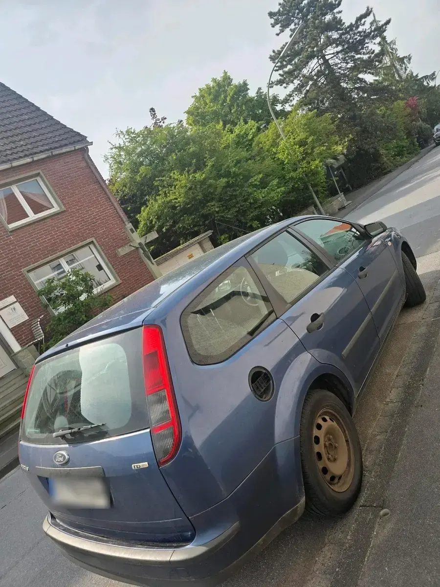 Używany Ford Focus 105 KM (77 kW) 2006 Kombi