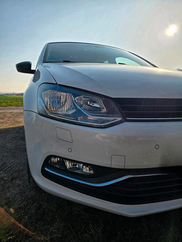 Gebraucht VW Polo 90 PS (66 kW) 2014 Weiß Kleinwagen